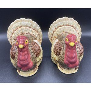 Turkey salt and pepper shakers for Fall Thanksgiving with stoppers
